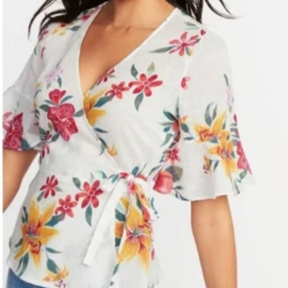 Wrap-Around Short Sleeve Floral Blouse - Linen - XS - Picture 1 of 9